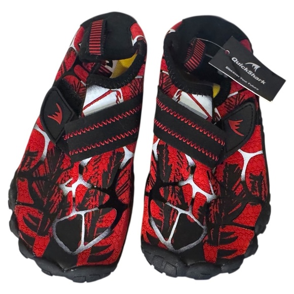 Size 13/1 Kids Water Shoe - Picture 1 of 3